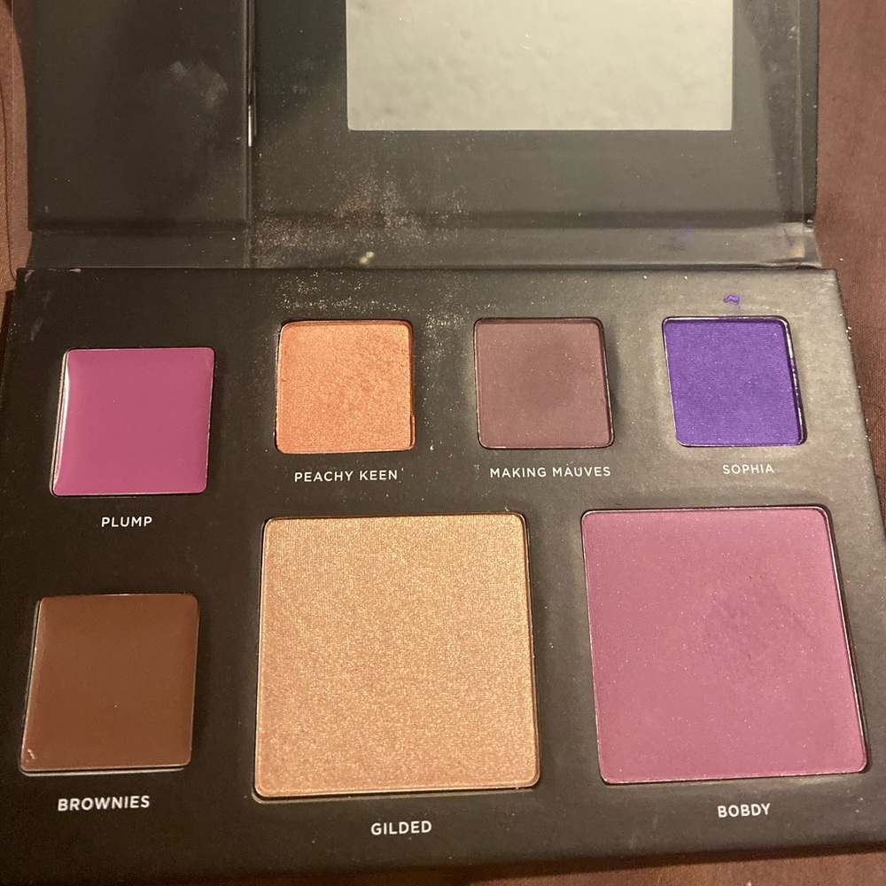 Deck of Scarlet “Hot” Palette - Palette No. 2
